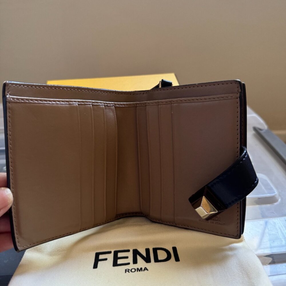 Fendi Wallet - Picture 3 of 7